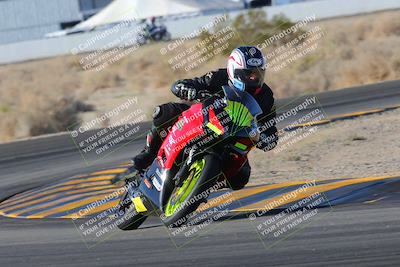 media/Dec-18-2022-SoCal Trackdays (Sun) [[8099a50955]]/Turn 4 (1pm)/